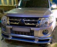 Накладка переднего бампера Mitsubishi Pajero 4 рестайлинг 2011-2015