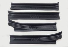 Накладки на внутренние пороги дверей Вариант 2 для Renault Duster 2010-, Nissan Terrano 2014-