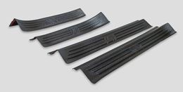 Накладки на внутренние пороги дверей для Mazda CX-5 2017-2021