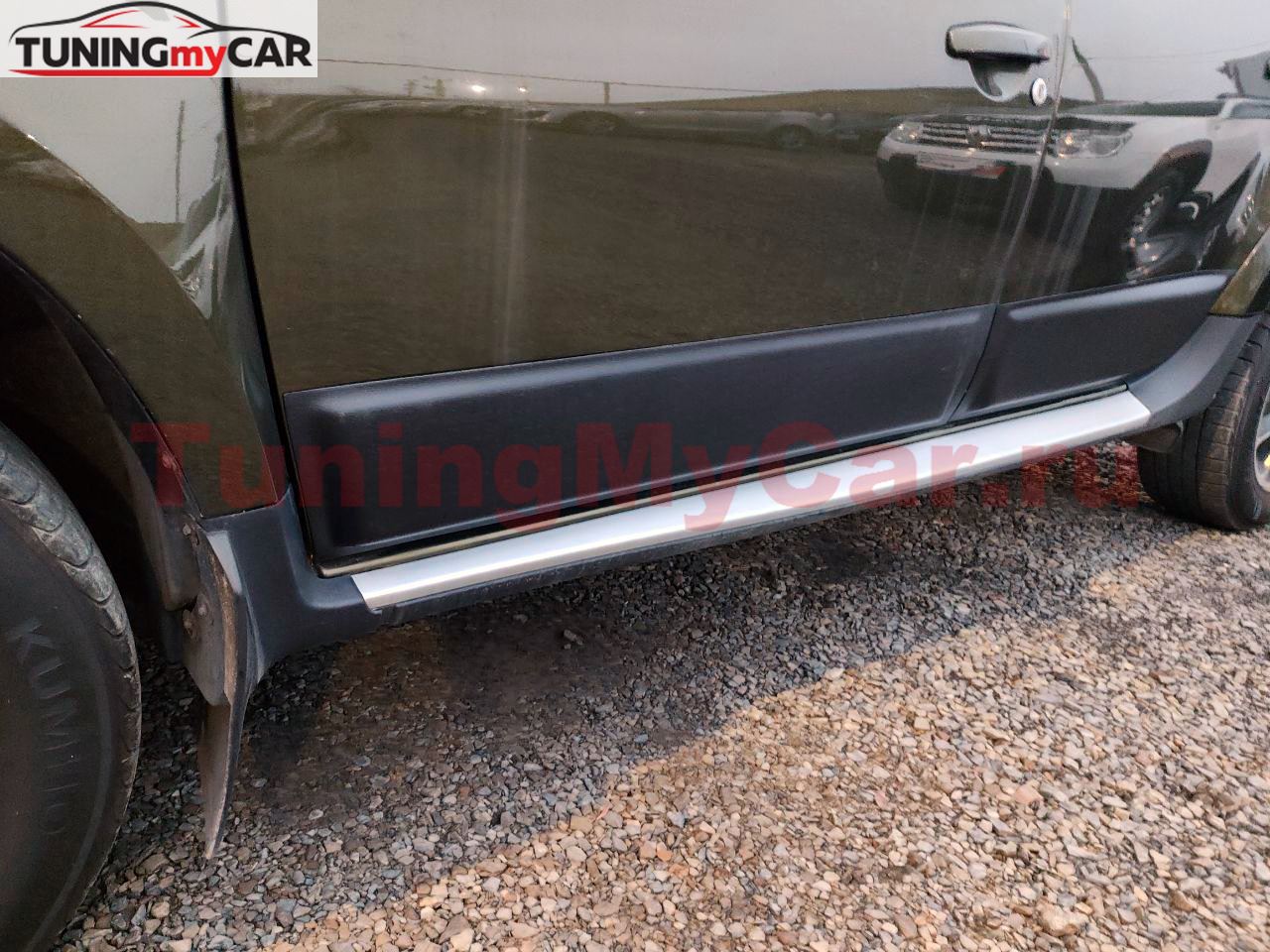 Молдинги на двери со скотчем для Renault Duster 2010-2021