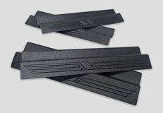 Накладки в проем дверей со скотчем для Volkswagen Polo (6 поколение) 2020-/ Skoda Rapid (1,2 поколение) 2012-2023