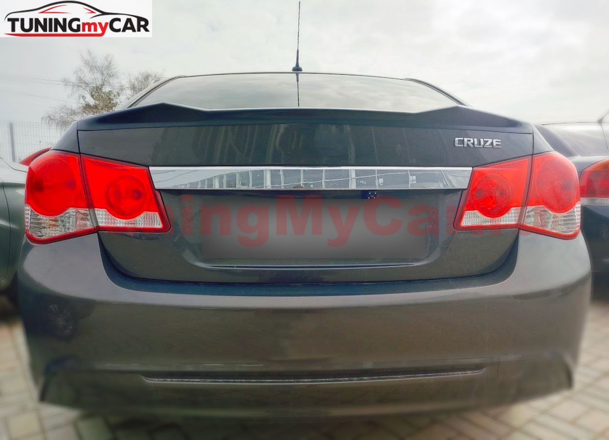 Лип-спойлер для Chevrolet Cruze 2008-2016 седан M4-Style