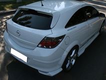 Реснички на фары для Opel Astra H хэтч. 3 двери. задние