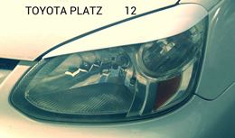 Реснички на фары для Toyota Platz 2002-2005 (рестайлинг)