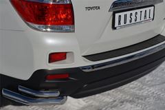 Защита заднего бампера уголки D63/42 для Toyota Highlander 2010-2013