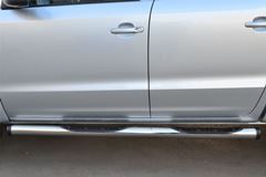 Пороги труба D76 с накладкой (вариант 2) для Volkswagen Amarok 2013-