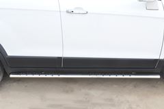 Пороги труба 75х42 овал с проступью для Chevrolet Captiva 2013-