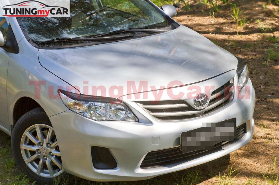 Накладки на передние фары (реснички) Toyota Corolla (седан) 2010-2013