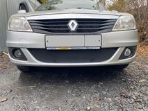 Зимняя заглушка решетки переднего бампера Renault Logan 2010-2013