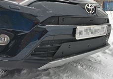Зимняя заглушка решётки переднего бампера Toyota Rav4 2015-