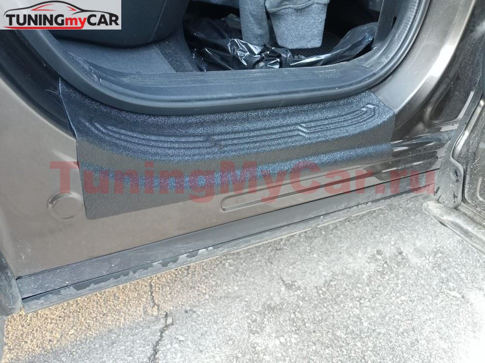 Накладки на внутренние пороги дверей для Mazda CX-5 2017-2021