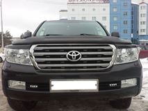 Накладки на передние фары (реснички) Toyota LC 200 2007-2011