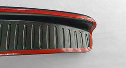 Накладки на внутренние части задних арок со скотчем для Lada (ВАЗ) Largus 2012-2020, Largus фургон 2012-2020, Largus Cross (универсал) 2015-2020, Largus I рестайлинг 2021-, Largus фургон I рестайлинг 2021-, Largus Cross (универсал) I рестайлинг 2021-