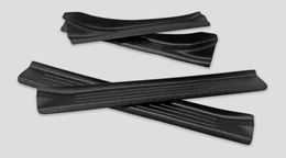 Накладки на внутренние пороги дверей Renault Sandero 2009-2013, Sandero Stepway 2009-2013