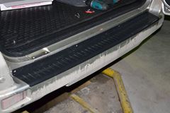 Накладка на задний бампер (чёрное тиснение) (ABS) UAZ PATRIOT 2014-