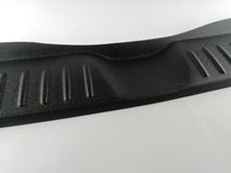 Накладка на задний бампер (черное тиснение) (ABS) Renault SANDERO/ SANDERO Stepway c 2014