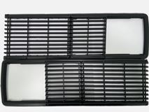 Решётка радиатора сплошная с открытым ближним светом (черная) для Lada ВАЗ 2106 